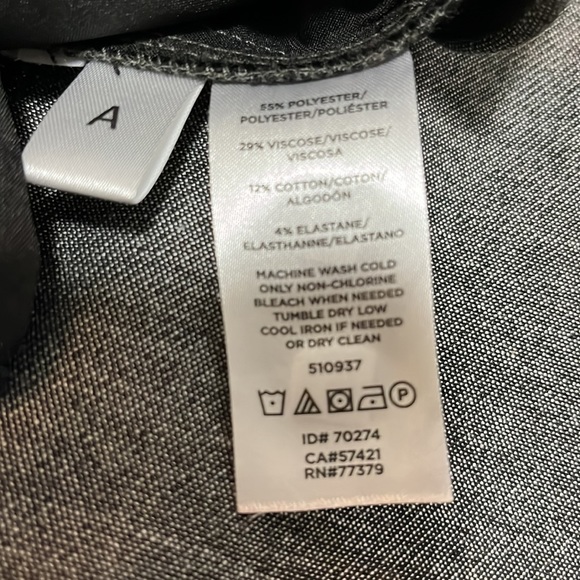 Ann Taylor Ankle Pant in gray. Size 12 - Picture 5 of 6